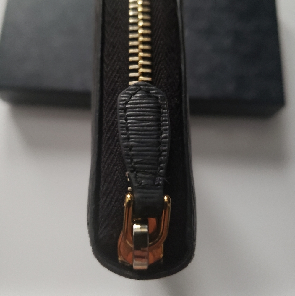 EUC Prada Zippy Wallet - Picture 4 of 11